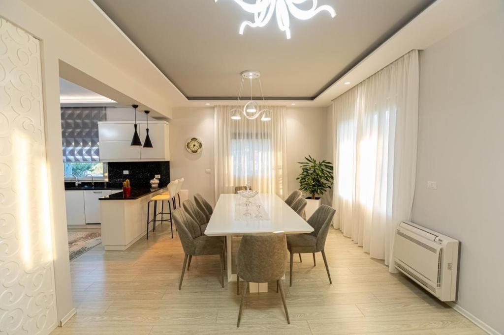 Vila Llano Vlore Ngoại thất bức ảnh
